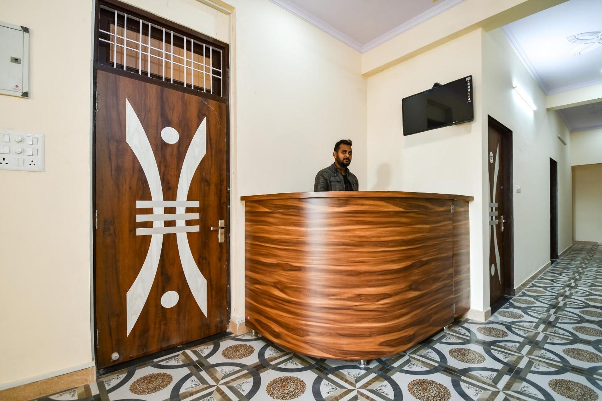 Oyo 70183 Sai Kripa 4* Jaipur